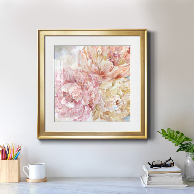 Contemporary Peony II par J Paul - Reproduction d'art sur papier encadrée, H 34,5 po x l 34,5 po x P 1,5 po