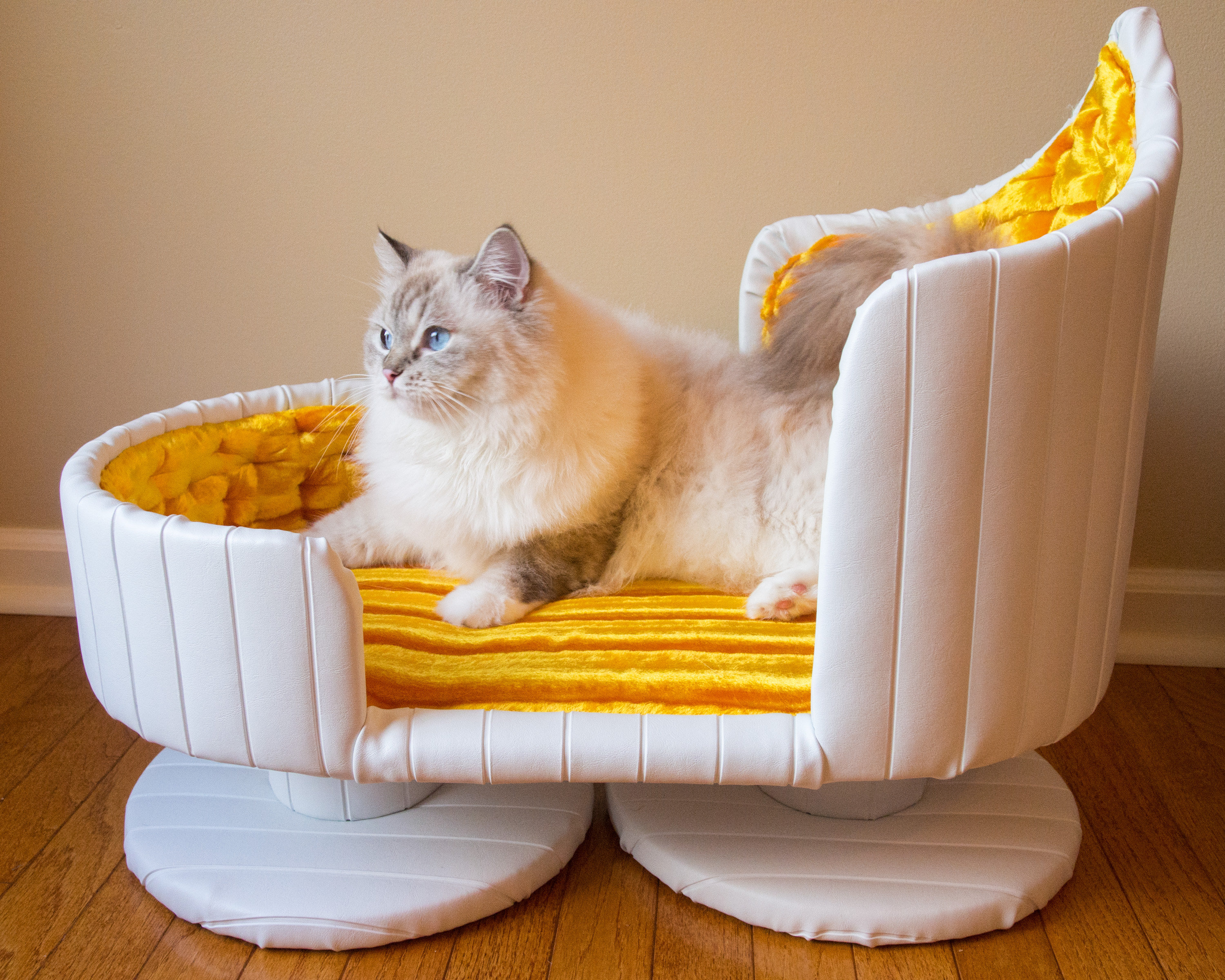 Royal Cat Boutique Pet Sofa
