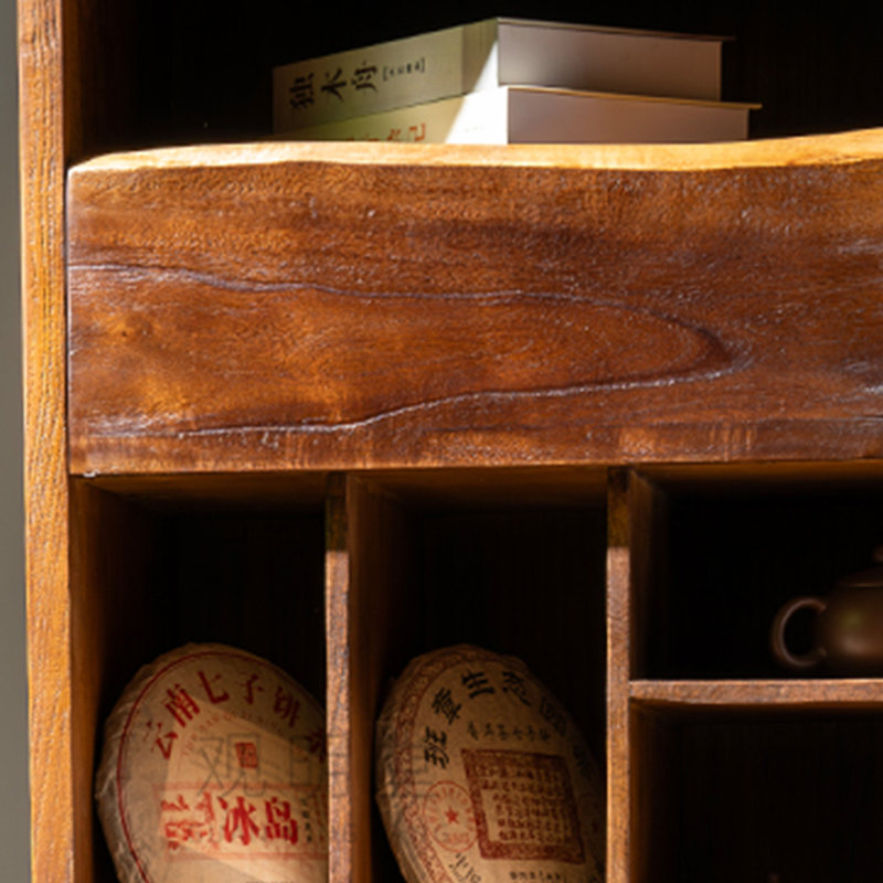 Armoire d'appoint simple et rétro