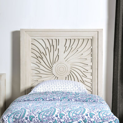 Aribelle Platform Bed