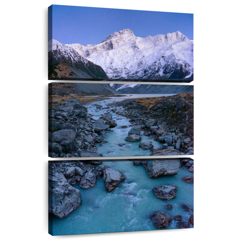 Hooker River Rocks, H 74 po x l 48 po