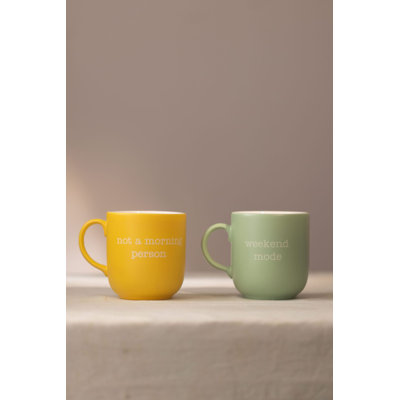 Ensemble de tasses élégantes en céramique (2 pièces), vert et jaune, 3,5 x 3,5 x 4,0 pouces | Capacité de 13,5 oz liq. Chacune | 100% céramique durable, lavage à la main recommandé pour la longévité | Parfait pour la maison, le bureau et les cadeaux