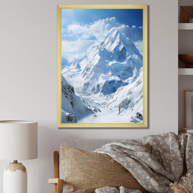 Winter Snowy Peaks III - Paysages, reproduction d'art sur toile, Cadre doré à une seule photo, H 40 po x l 30 po x P 1,5 po