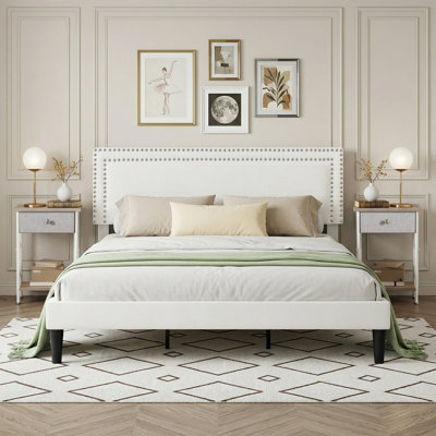 Velvet Tufted Bedroom Set With Bed And 2 Nightstands, No Box Spring Needed Upholstered Platform Bed