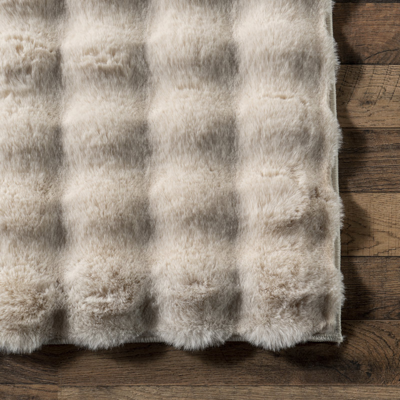 Jeni SuperiorWash Solid Faux Rabbit Machine Washable Area Rug, Runner 2'6" x 8'