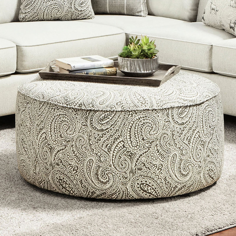 Rond transitionnel avec motif cachemire et garniture de passepoil, revêtement en chenille, 39 po de largeur, multi motif, cordon soudé, dimensions 39 x 39