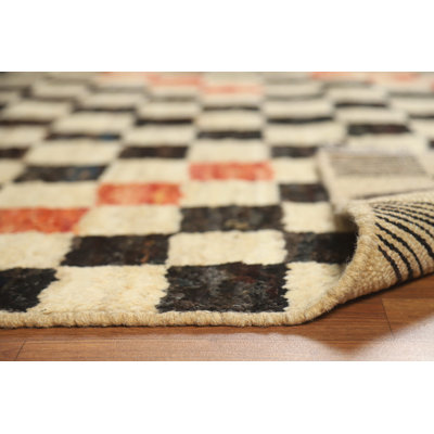 Checkered Wool Moroccan Oriental Rug 5x6