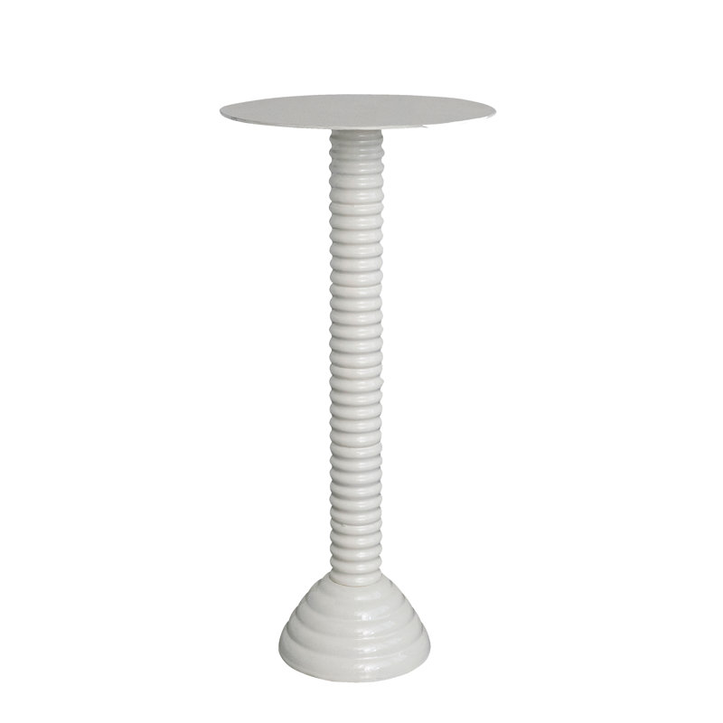 Table en métal avec plateau en bois récupéré