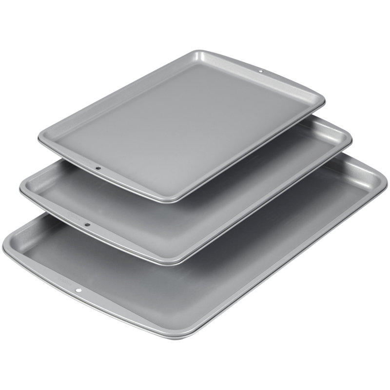 Wilton Non-Stick Heavy-Gauge 3-Piece Cookie Sheet Set