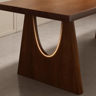Partap Simple solid wood table