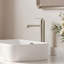 Robinet de lavabo de salle de bain à un trou, robinet de lavabo de salle de bain à poignée simple avec ensemble de drain-113300778