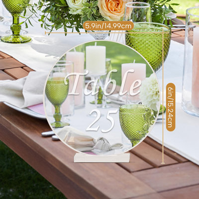 Chiffres de table orbitaux transparents pour les mariages