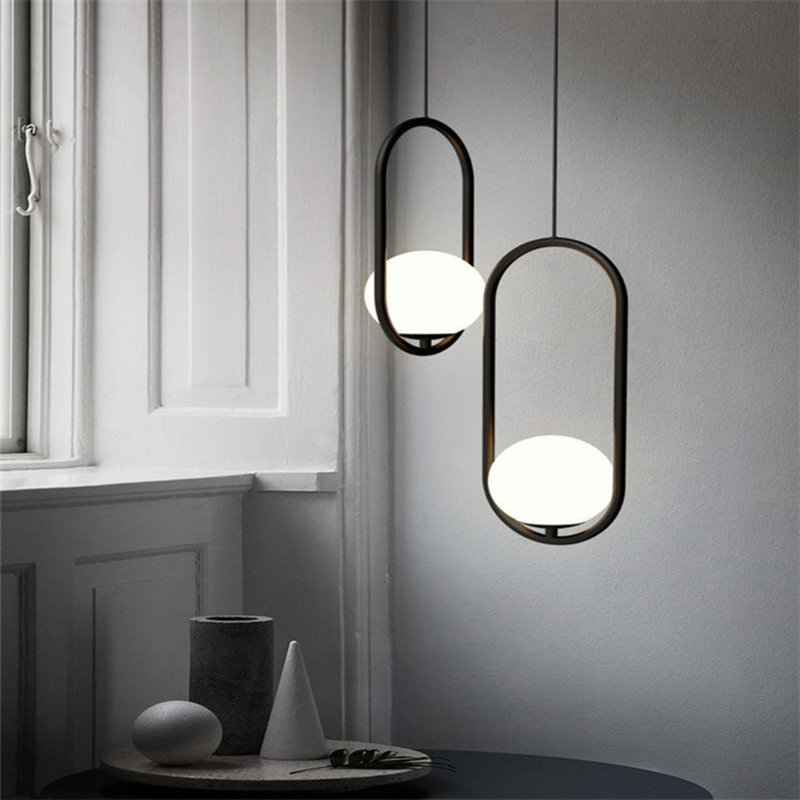 Luminaire suspendu géométrique à 1 lumière Daquion, Noir