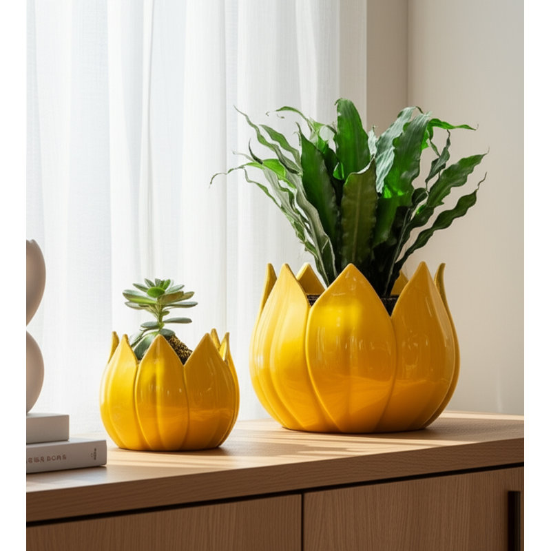 Sagebrook Home 2-Pieces Petal Planters, White, 7" H x 8" W x 8" D, Yellow