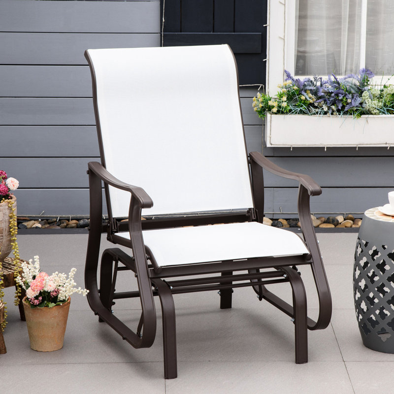 Siège de patio coulissant en blanc. Surface en acier et en maille pour une utilisation extérieure dans le jardin. Sièges confortables de 330 lb - Limite de poids crème. Cadre de jardin, cour. Capacité de charge