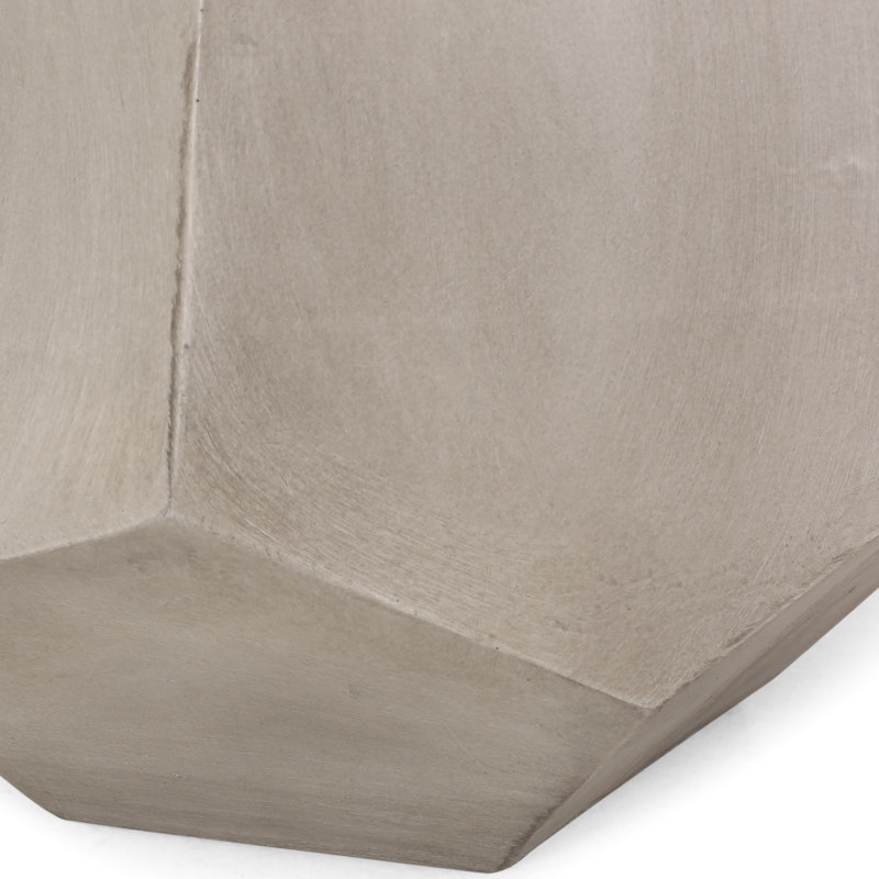 Table en béton légère pour l'extérieur - Élégante sophistication du buffet gris