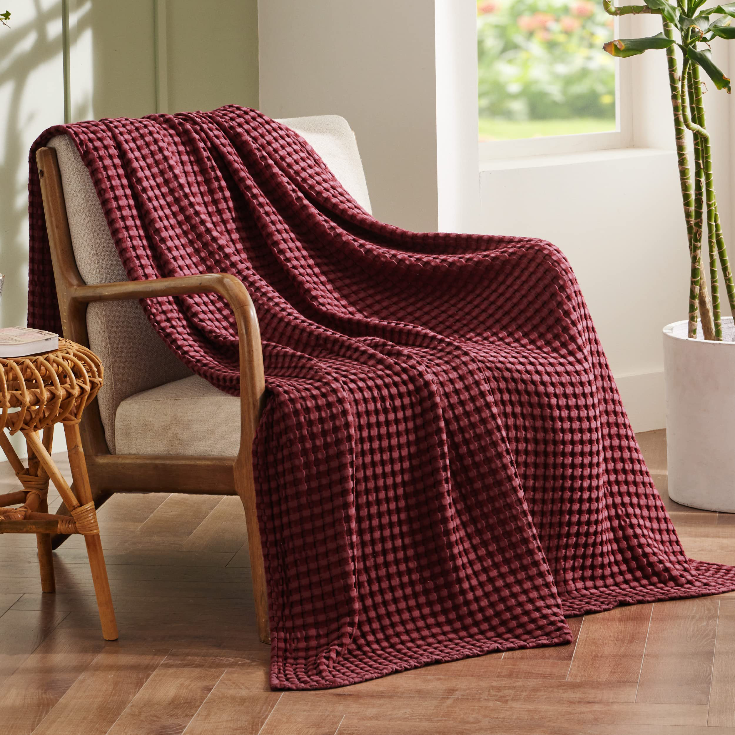 Bedsure 279gsm Cotton & Rayon from Bamboo Waffle Blanket GentleSoft™️ - Tibetan Red, Queen
