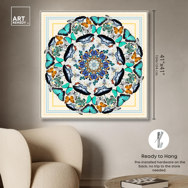 «Rotating Butterflies», art mural boho par Hokku Designs, Cadre argenté, H 41 po x l 41 po