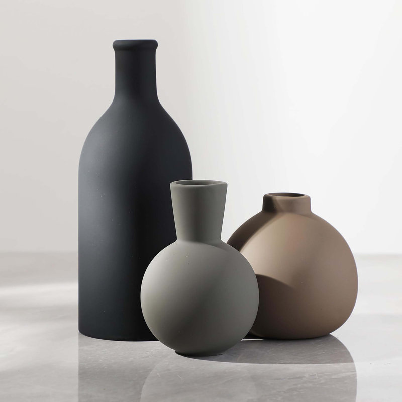 Rustic Farmhouse Ceramic Vase Set Of 3 With Matte Finish, Ideal For Styling Fresh Or Dried Botanicals And Enhancing Modern And Traditional Interiors.