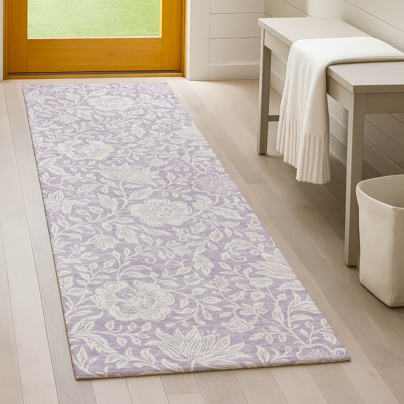Tapis floral intérieur / extérieur lavable à la machine Chantille ACN2572, Lavande, Tapis de couloir 2 pi 3 po x 7 pi 6 po