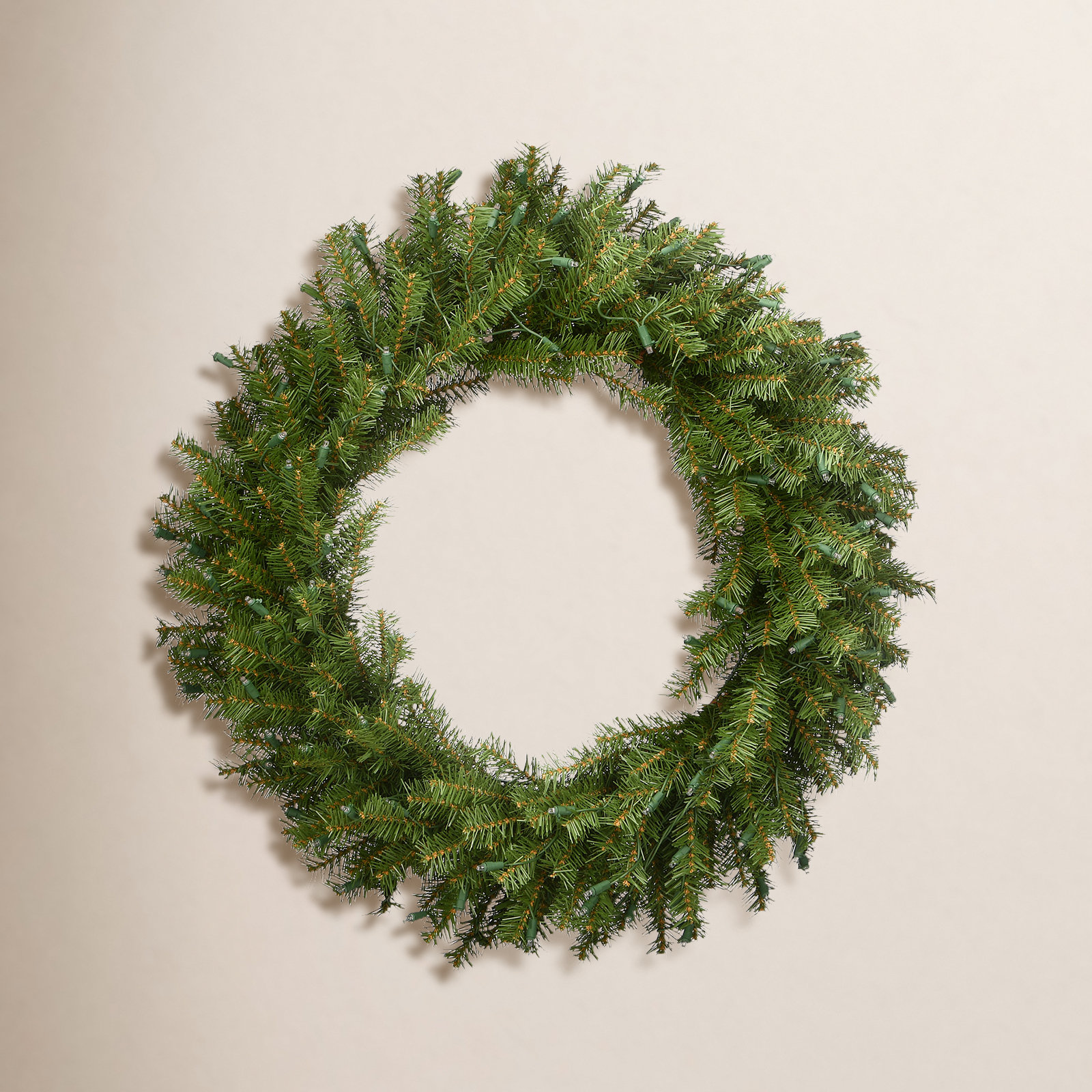 Fir Pre-Lit Wreath, 4" H x 30" W x 30" D
