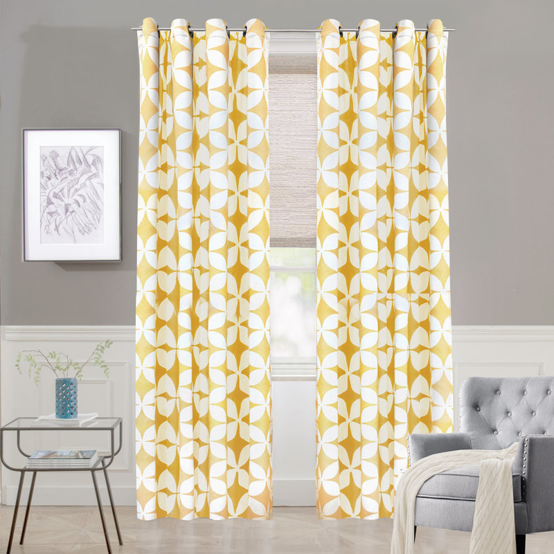 Rideaux occultant et isolants avec œillets Gimenez, 52" W x 108" L, Jaune / blanc / beige