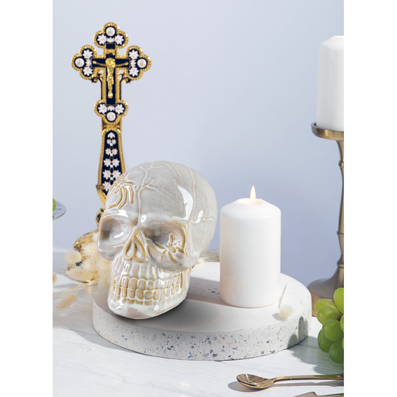 Crâne en porcelaine The Holiday Aisle®, H 5,3 po x l 4,5 po x P 4,5 po, Blanc