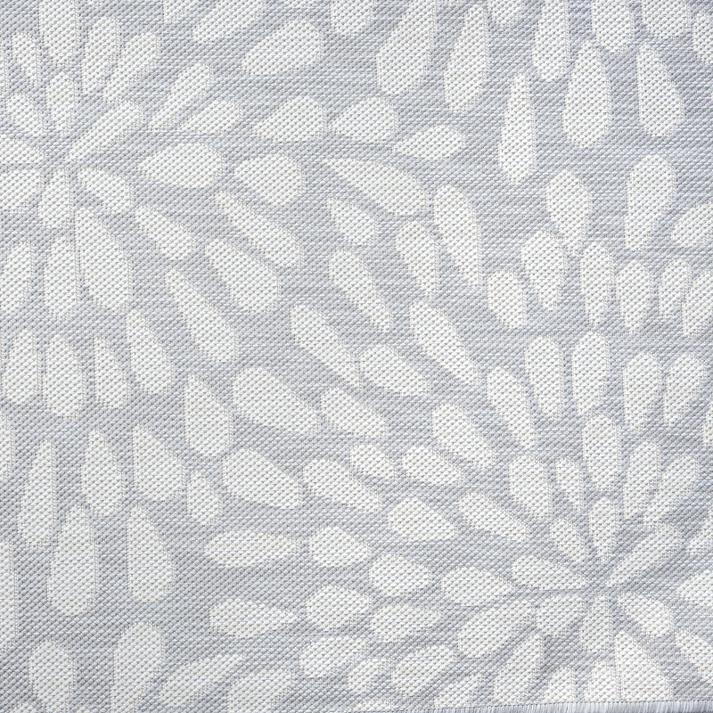Tapis d'intérieur / extérieur gris / blanc Seraphine, Rectangle 5 pi 3 po x 7 pi 3 po