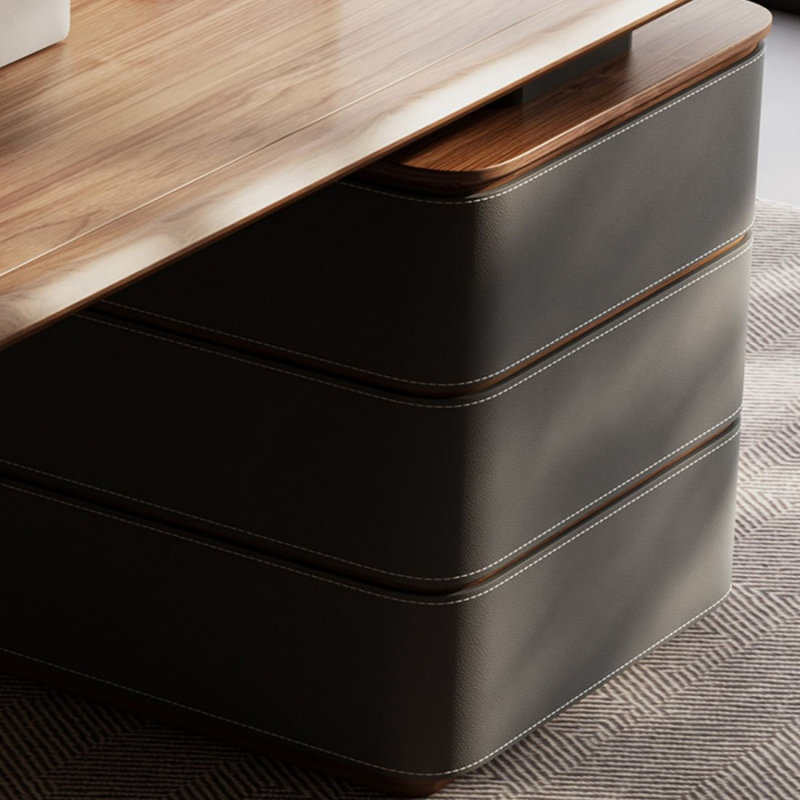 Bureau rectangulaire en bois manufacturé brun noisette, 29.53" H x 55.12" W x 27.56" D, Retour à gauche