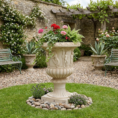Garden Ur, 19.25"Wx19.25''Dx27"H