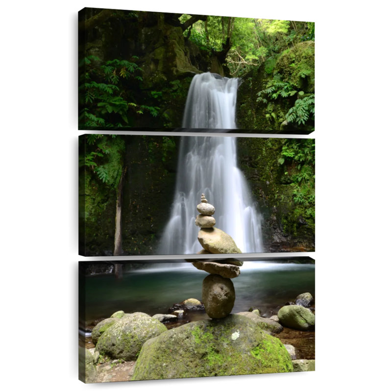 Alvord Salto Do Prego Stone Stack, 45" H x 28" W
