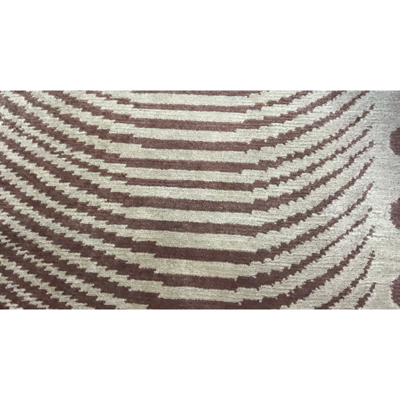 Hand-Knotted High-Quality Gold Area Rug