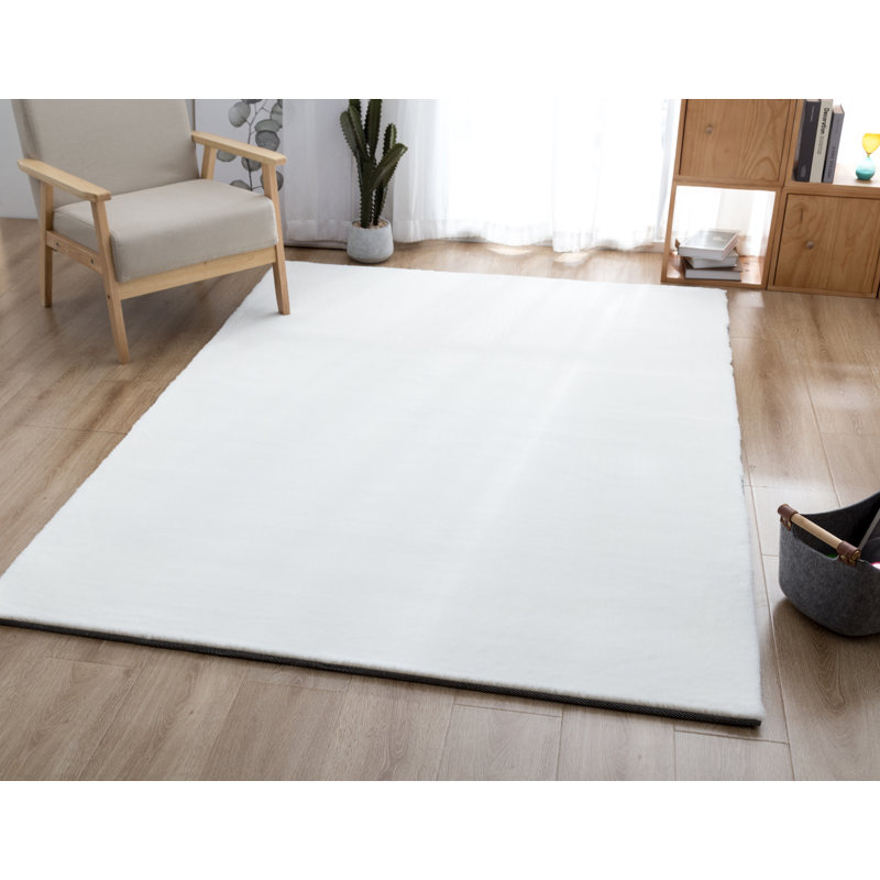 Baptiste Faux Fur Indoor Rug, Rectangle 5' x 7'