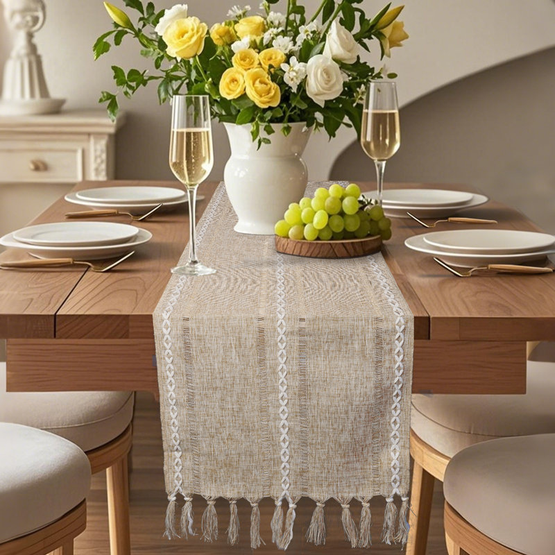 Chemin de table rayé en coton mélangé avec broderies ajourées, Rectangle 94 po, Crème, crème