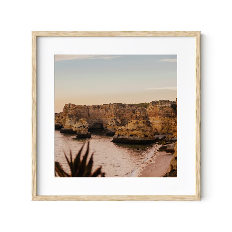 Cadre photo Darious, Beige, 20 po x 20 po avec passe-partout pour 16 po x 16 p