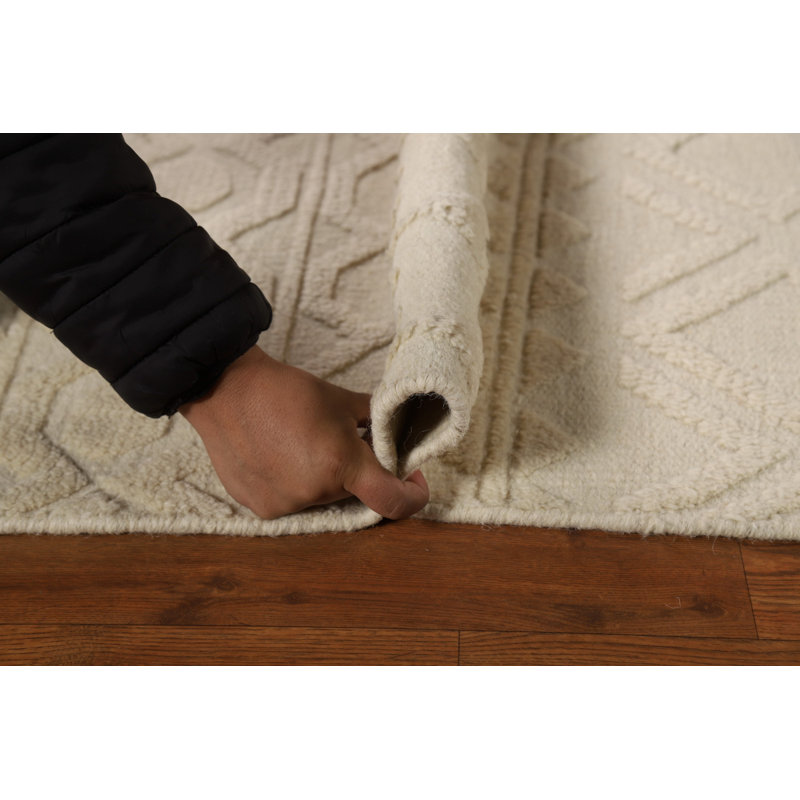 Tapis décoratif géométrique ivoire marocain à motif oriental 2x3