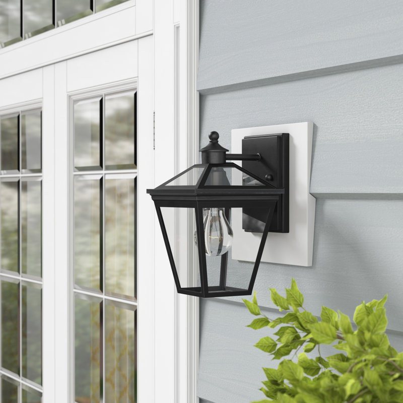 Manwe Wall Light in Black, Black