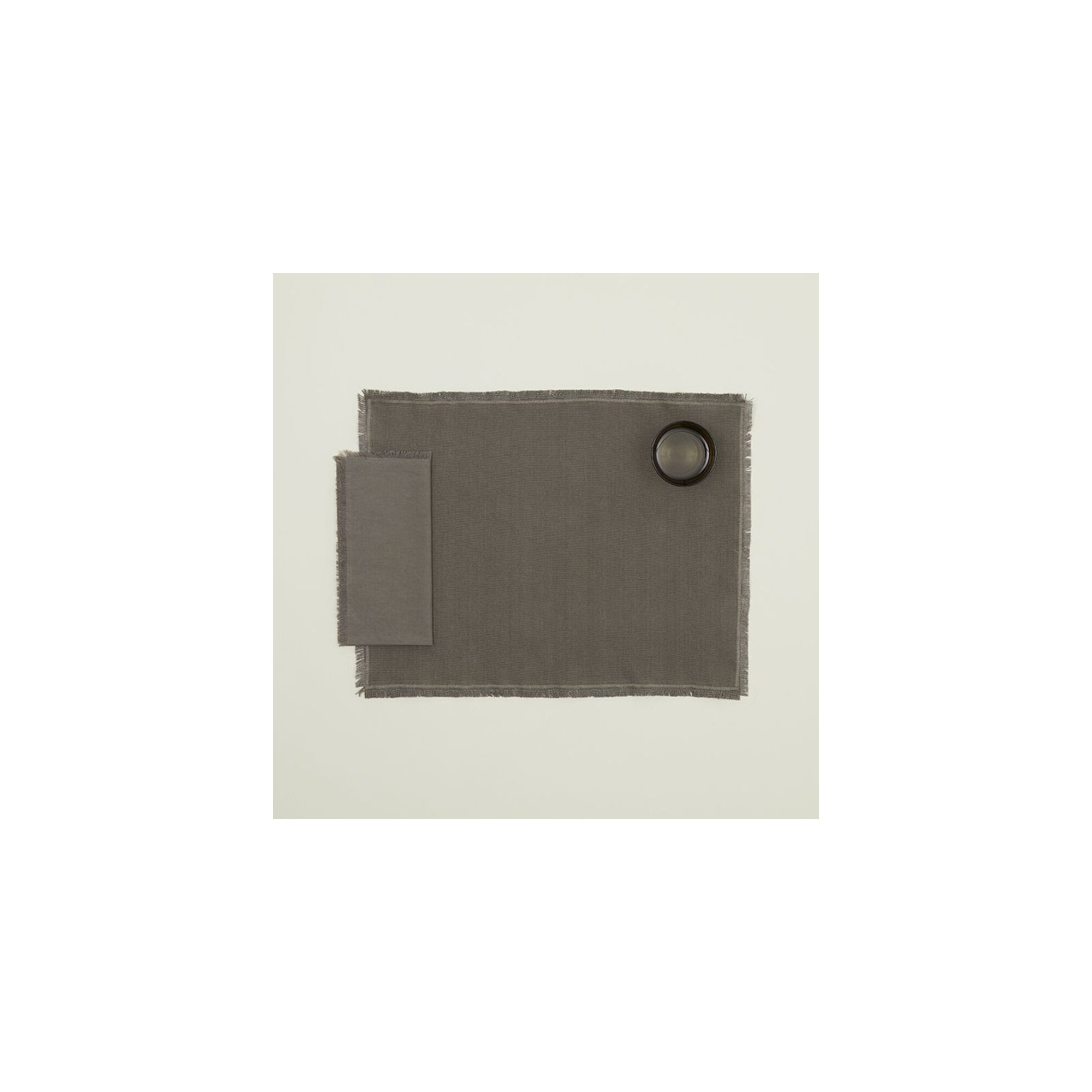 Jarmaine Cotton Rectangle Placemat, Dark Gray
