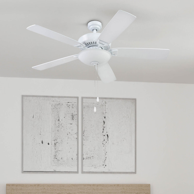 Ventilateur de plafond 52 po avec lumières DEL Montlake, Blanc avec pales en chêne blanc / gris