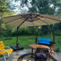 Parasol en porte-à-faux rond 11 pi avec base en bois 11 pi, beige