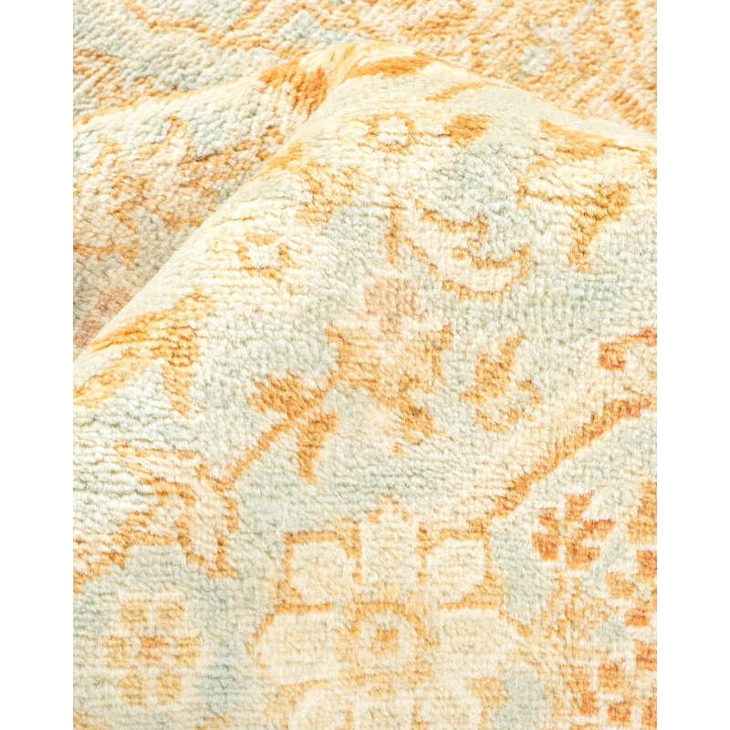 Classic One-of-a-Kind 6' 0" X 8' 10" Hand Knotted Area Rug