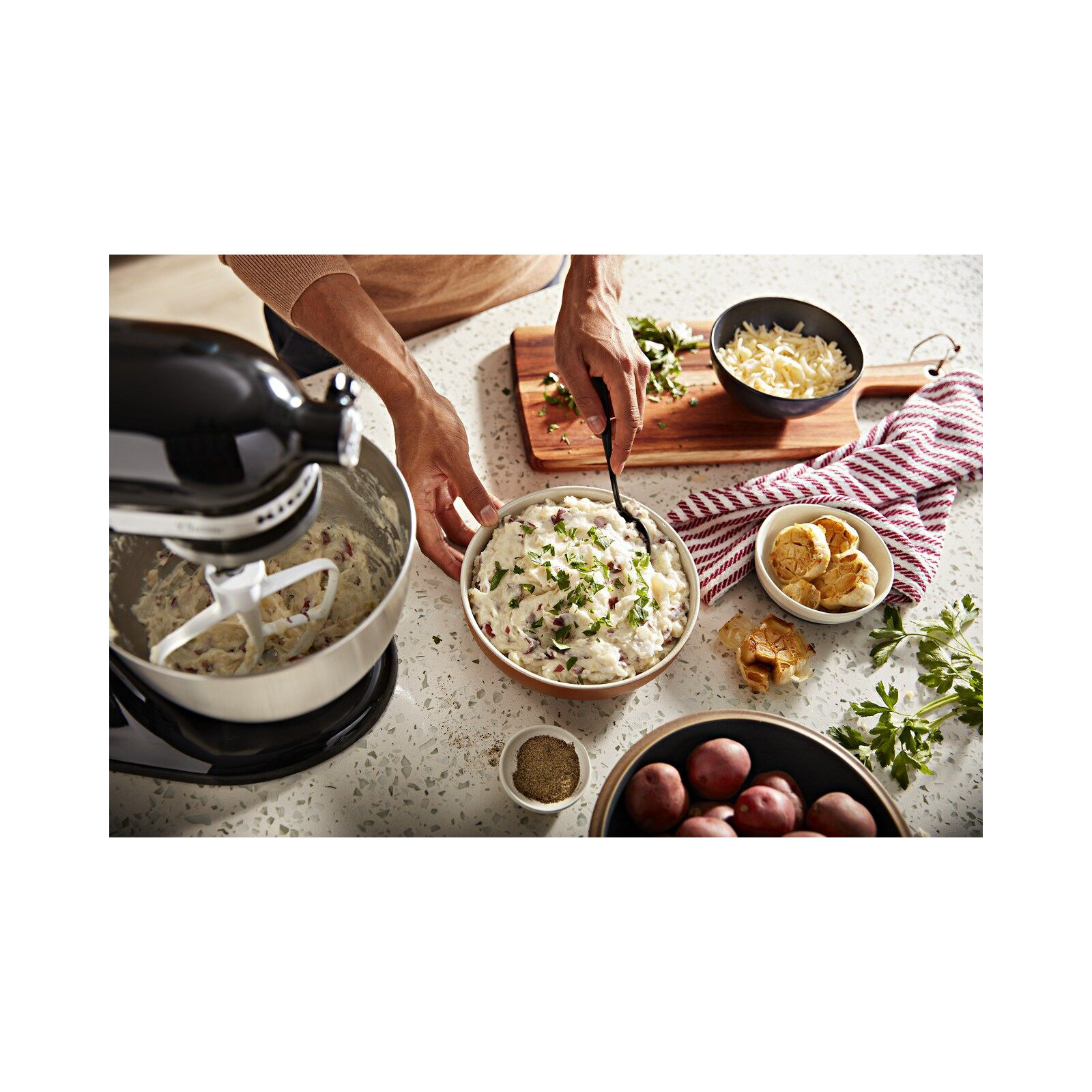 KitchenAid® Classic Series 4.5 Quart Tilt-Head Stand Mixer, Onyx Black