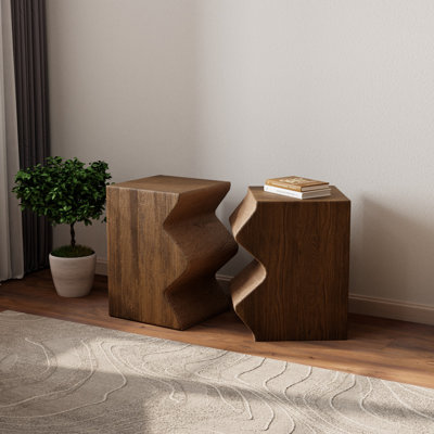 Table d'appoint en béton Alyasia