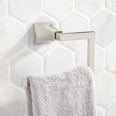 Vilamonte Towel Ring