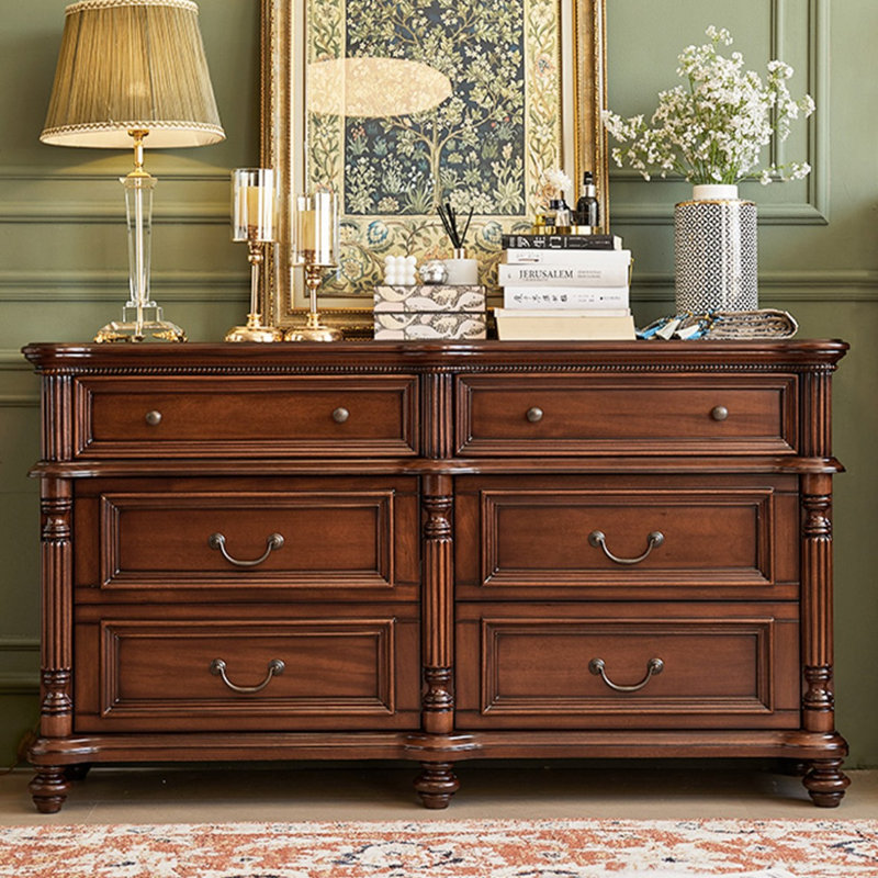 Armoire d'appoint en noyer massif