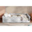 Lit double tapissier sur pied pleine grandeur, gris clair