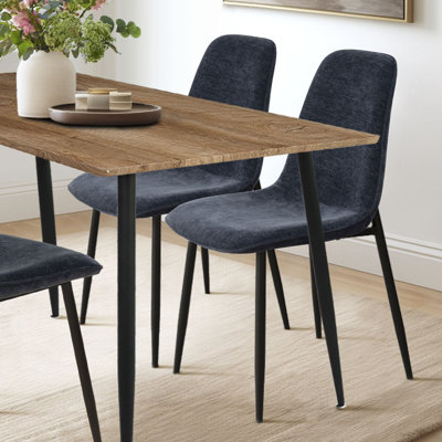 Ensemble de salle à manger 4 personnes Izzat avec table rectangulaire P 47 po et chaises en chenille 