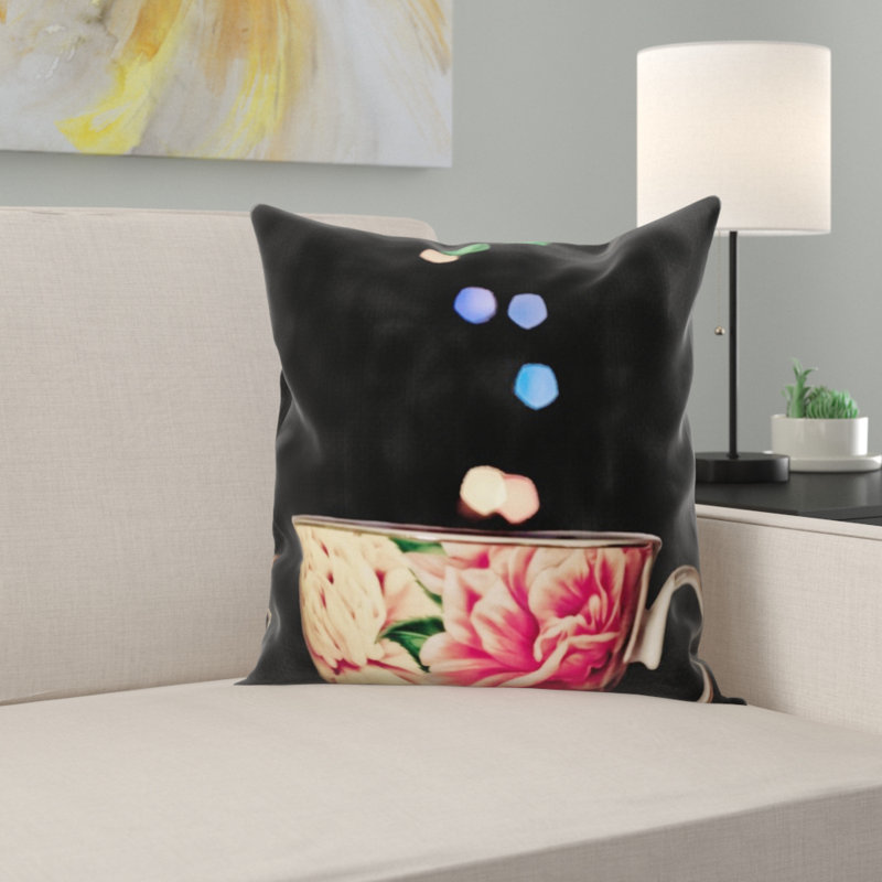 Coussin décoratif en tasse