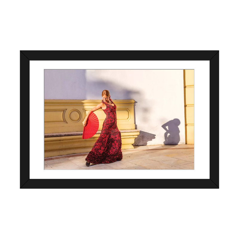 «Danseuse de flamenco en Andalousie, Espagne» par Matteo Colombo, impression sur toile, H 24 po x l 32 po x P 1 po, Blanc