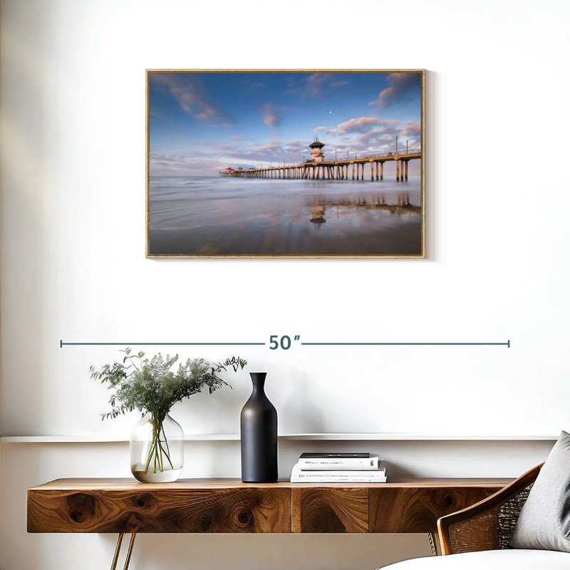 Coastal Huntington Pier, Cadre flottant en bois naturel, 31 po x 21 po